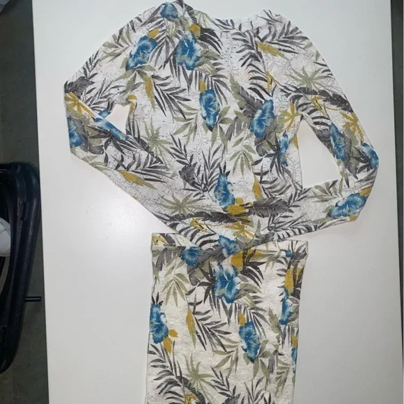 SHOW ME YOUR MUMU CHER TROPICAL FLORAL LONG SLEEVE LACE TOP & LACE MINISKIRT SET - Picture 7 of 11